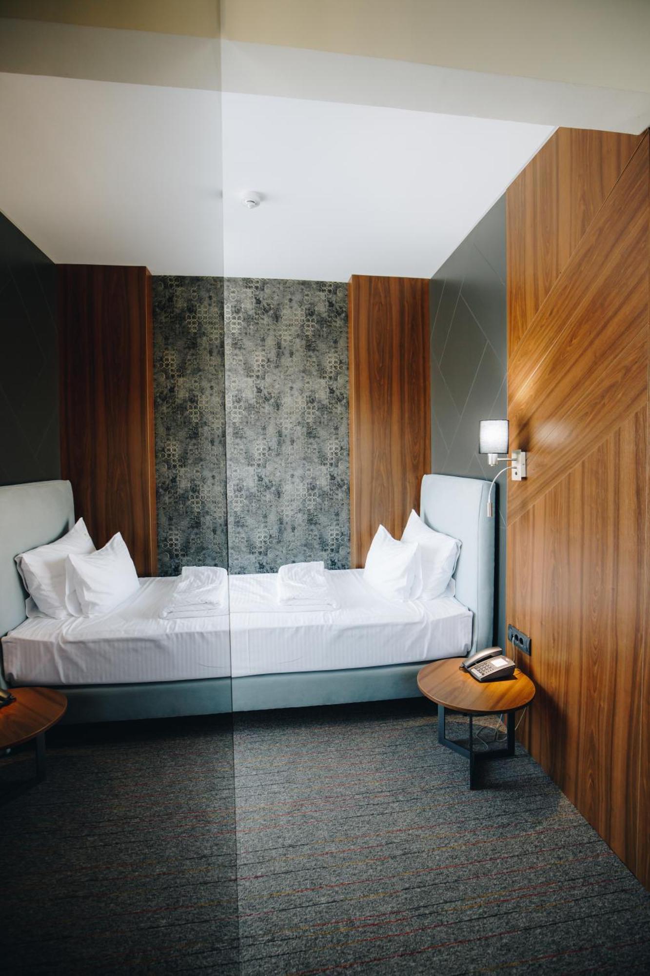 Garni Hotel Radovic 크라구예바츠 외부 사진