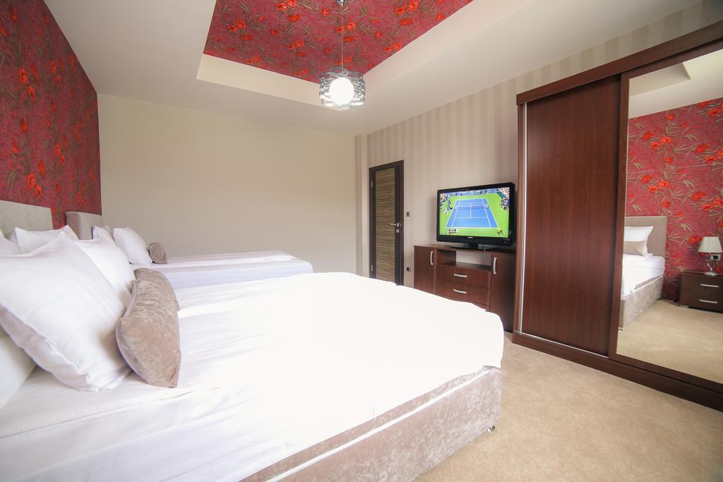 Garni Hotel Radovic 크라구예바츠 외부 사진