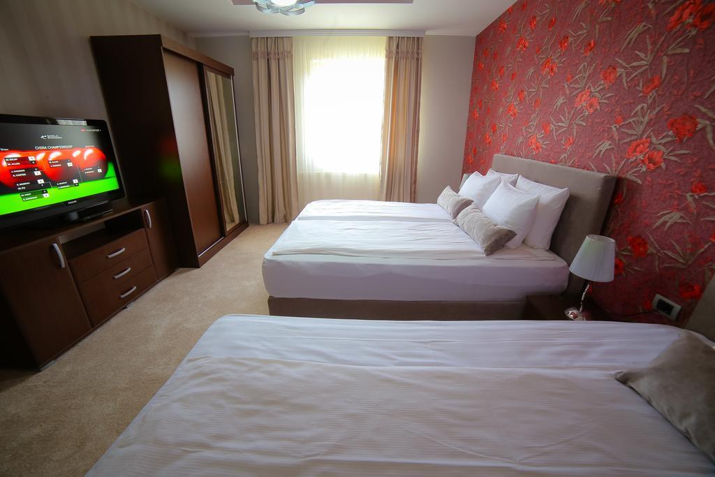 Garni Hotel Radovic 크라구예바츠 외부 사진