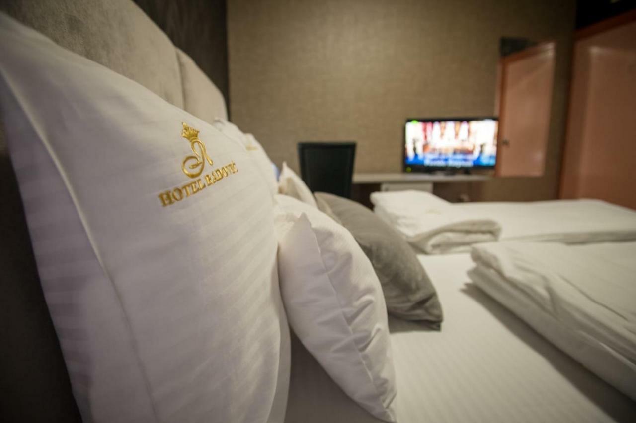 Garni Hotel Radovic 크라구예바츠 외부 사진