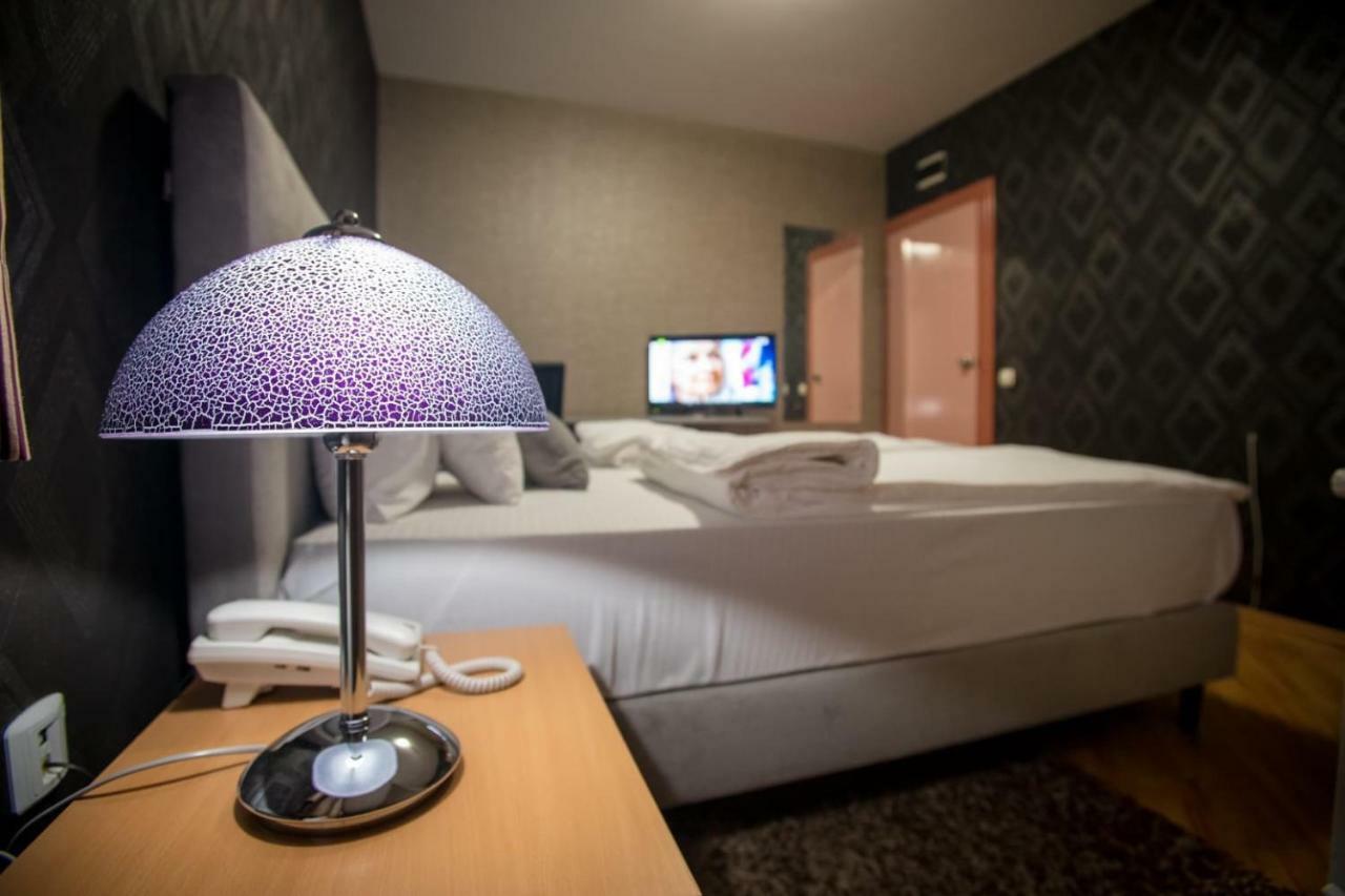 Garni Hotel Radovic 크라구예바츠 외부 사진