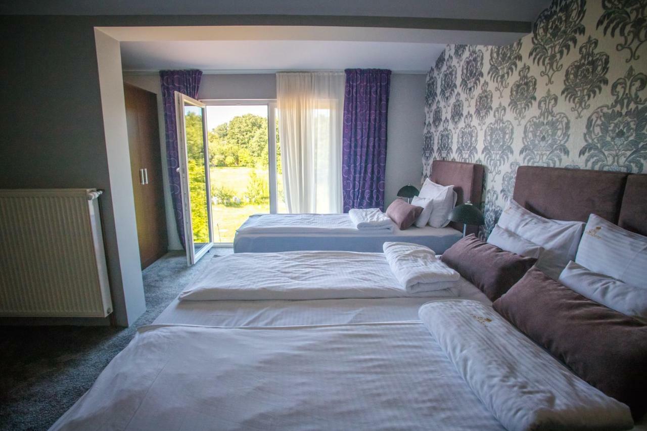Garni Hotel Radovic 크라구예바츠 외부 사진
