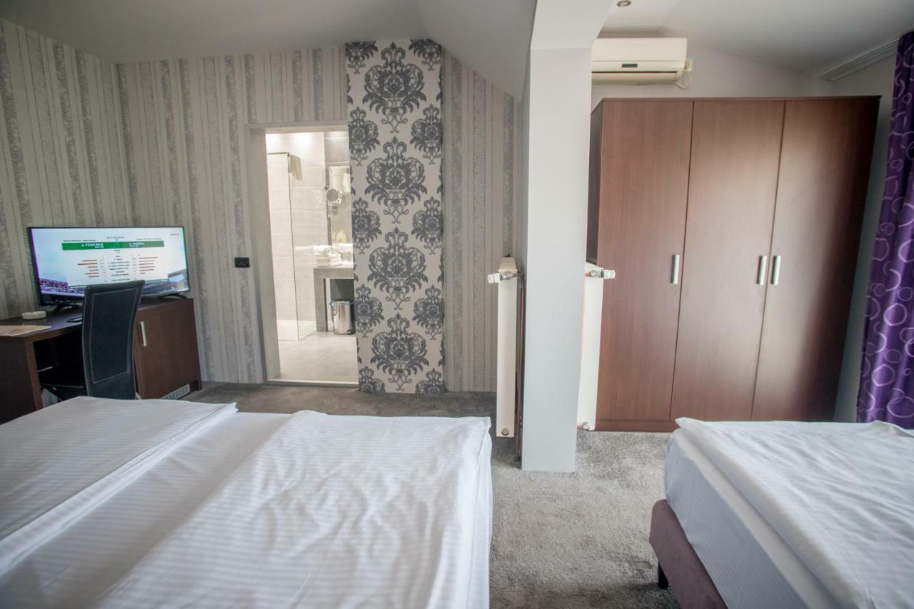 Garni Hotel Radovic 크라구예바츠 외부 사진
